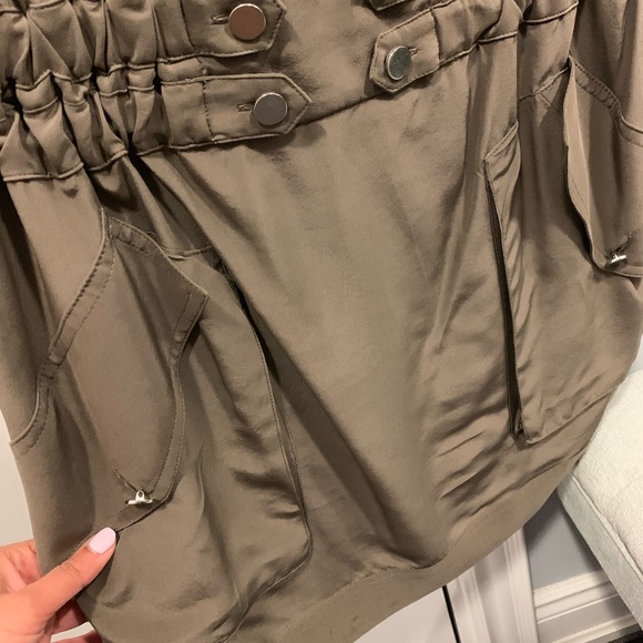 Dress - Picture 6 of 6